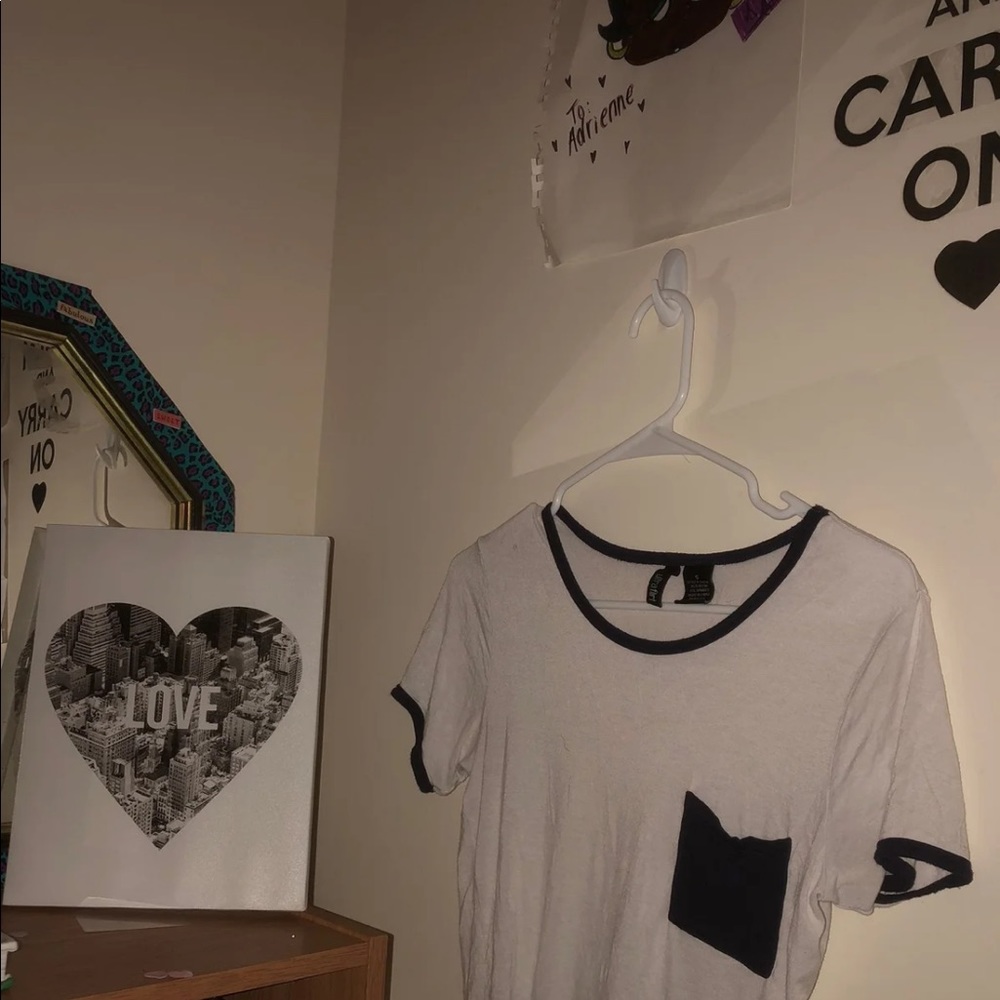 Top - Picture 2 of 3